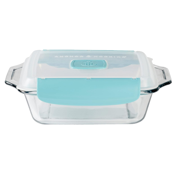 Anchor Hocking 8 In. Square Cake Dish w/TrueLock Lid