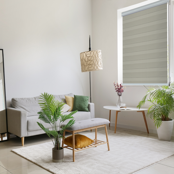 Kenneth Cole Luxury Zebra Blinds (Blackout), White /42x90"